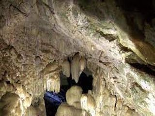 ర‌హ‌స్యాల నిల‌యం... గుత్తికొండ బిలం! 