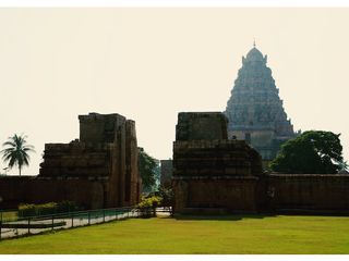 రాయ‌ల‌సీమ‌లో దాగిన ర‌హ‌స్యాల మూట‌.. గుత్తి కోట‌!