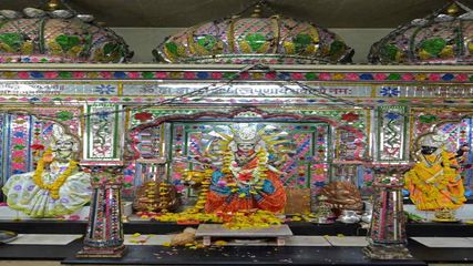 ఇండోర్‌లోని ప్ర‌సిద్ధ దేవాల‌యాల‌ను చూశారా?