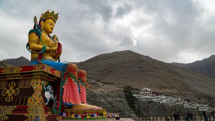 వ‌ర్షాకాలంలో ఈ ప్ర‌దేశాల‌ను సంద‌ర్శించ‌క‌పోవ‌డ‌మే మంచిది..