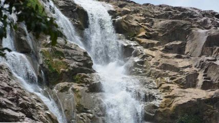 తెలంగాణలోని ఈ జ‌ల‌పాతాల స‌వ్వ‌డులను వినాల్సిందే..!