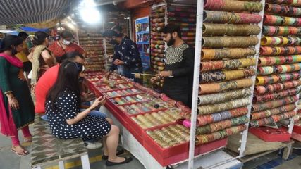 కర్వా చౌత్ షాపింగ్ కోసం ఢిల్లీలోని ఈ మార్కెట్లు ఉత్త‌మం...