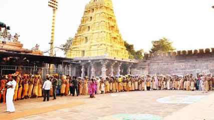 శ్రీ‌శైల దేవ‌స్థానంలోని ప్ర‌సిద్ధ పుణ్య‌క్షేత్రాల‌ను చూశారా..?