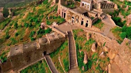 భాగ్య‌న‌గరంలోని గోల్కొండ కోట‌కు కొత్త అందాలు...