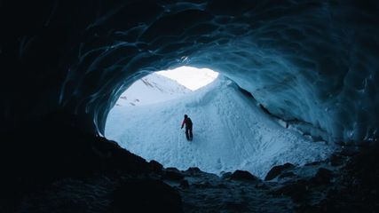 ప్ర‌కృతి గీసిన సుంద‌ర దృశ్య‌మే.. తెలంగాణ‌లోని ఈ మునుల గుహ‌!