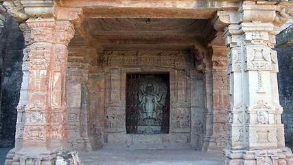 మీ కోరిక‌ల‌ను విఘ్నేశ్వ‌రుడి చెవిలో చెబితే తీరిపోతాయి! ఎక్క‌డంటే?! 