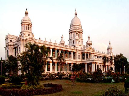 మైసూరు లో మంచి హోటల్ వసతులు !