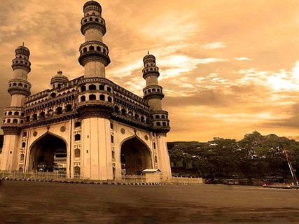 హైదరాబాద్ అద్భుత ప్రదేశాలు !