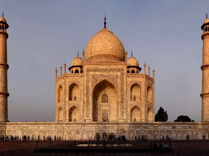 తాజ్ మహల్ గురించి ఆశ్చర్యపరిచే నిజాలు !!