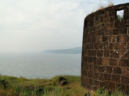 గుహఘర్ - సహ్యాద్రి పర్వత శ్రేణుల మకుటం !!