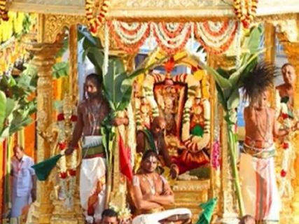 భారతదేశంలోని 10 దేవాలయాలలోని విభిన్న రకాల ఆచారాలు