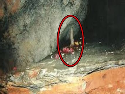 శివుడి తల ఆ గుహని తాకితే సృష్టి నాశనం.. పాతాళ ద్వారం అసలు రహస్యం