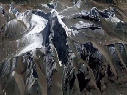 900 వందల ఏళ్లుగా.. ఈ పర్వతం ఎవరూ ఎక్కలేదు. దేవతలు శపిస్తారని ఎవరూ సాహసించలేదు !