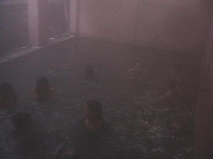 పుణ్య క్షేత్రం లో సాహస స్నానం !