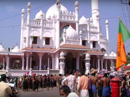 శబరిమలలో ప్రాచుర్యం పొందిన వావర్ మసీదు రహస్యాలు..!