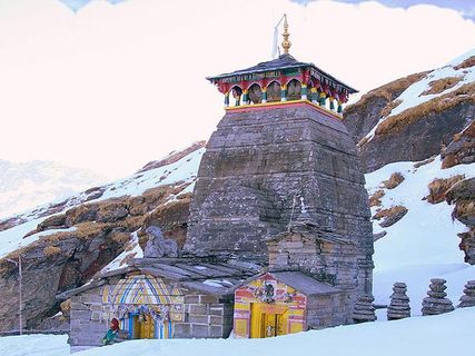 ప్రపంచంలోనే అత్యంత ఎతైన ఈ దేవాలయం దర్శనం చేసుకోవాలంటే రానున్న వేసవి వరకూ ఆగాల్సిందే.