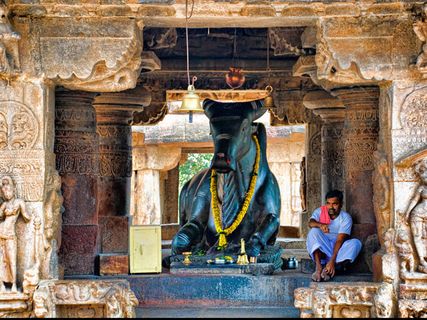 భారత దేశంలో ఏక శిలా నంది విగ్రహాలు చూశారా