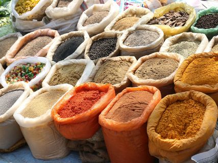 మీకు ఇష్టమైన స్పైసీ ఫుడ్ ఈ రాష్ట్రాలలో మాత్రమే దొరుకుతాయి..