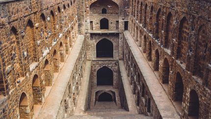 వెన్నులో వ‌ణుకు పుట్టించే ఢిల్లీలోని భ‌యాన‌క ప్రదేశాలు ఇవే...