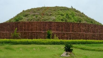 ద‌క్షిణ భార‌త‌దేశంలోని అతిపెద్ద బౌద్ధ స్థూపం.. ఖమ్మంలో..