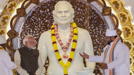 కాశీలోని ఈ దేవాల‌యం ఆసియాలోనే అతిపెద్ద ధ్యాన కేంద్రం...