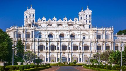 గ్వాలియర్‌లోని జై విలాస్ రాయ‌ల్ ప్యాలెస్ విశేషాలు మీకోసం..?!