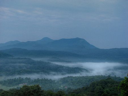 7 Khoon Maaf – Coorg