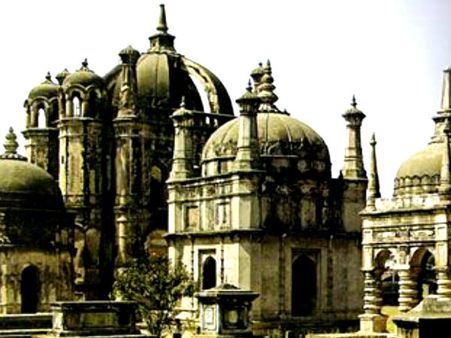 European Tombs in Surat