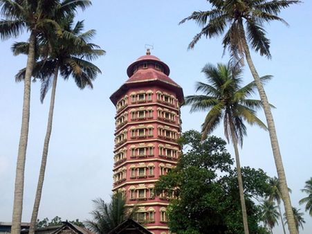 Adi Shankara Keerthisthambam