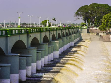 Kallanai Dam