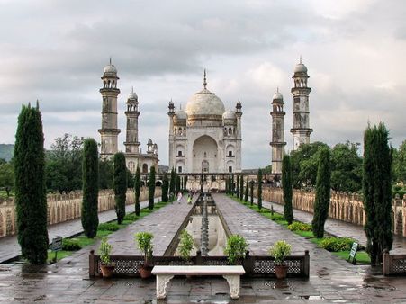 Bibi Ka Maqbara