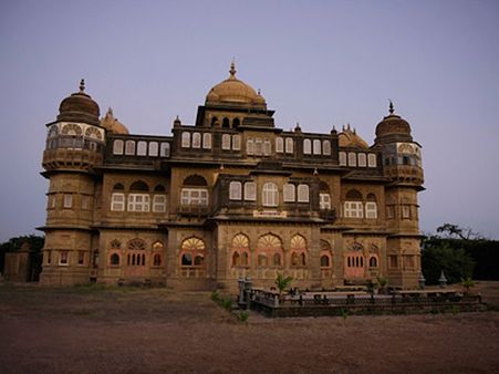 Vijay Vilas Palace