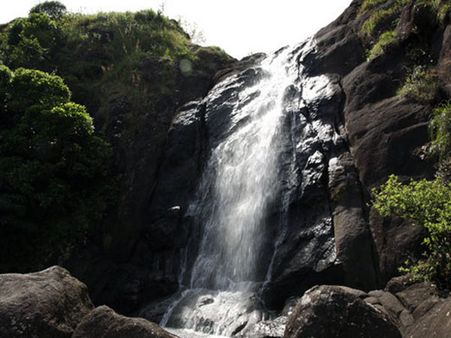 Madammakkulam Waterfalls