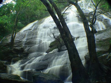 Kiliyur Falls