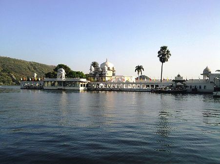 Pichola Lake