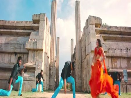 Raya Gopura (Melkote) – Rowdy Rathore