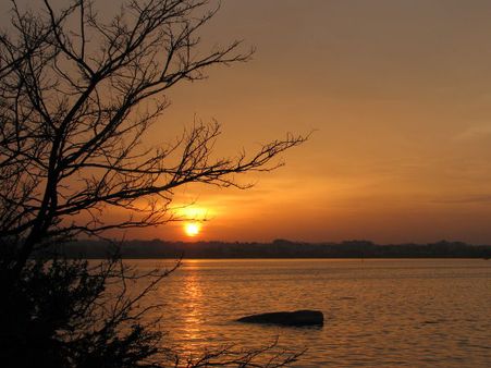 Hussain Sagar Lake 