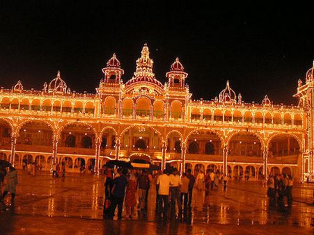 Views of Mysore Palace at Night 
