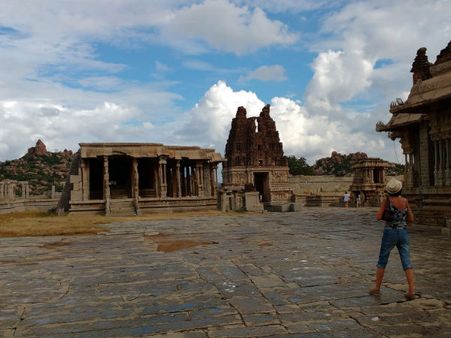 Hampi Hampi