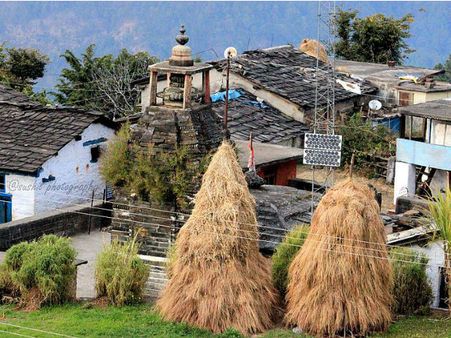 Patal Bhuvaneshwar Cave