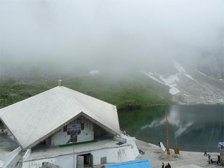 7. Hemkund Sahib