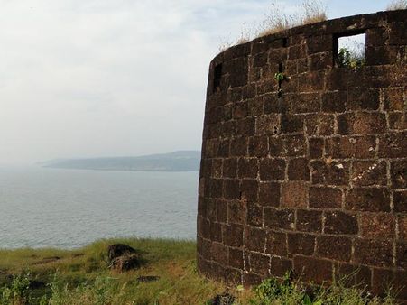 42. Guhagar