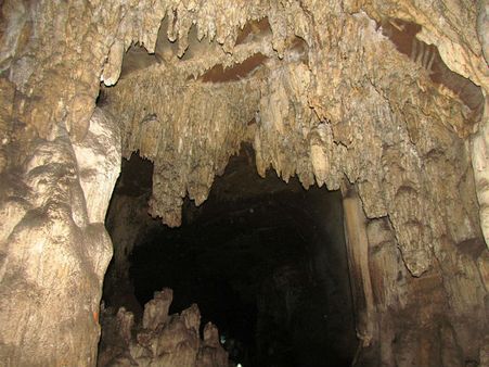 Kotumsar Cave