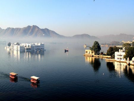 Pichola, Udaipur