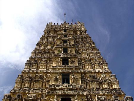 2) Jalakandeswarar Temple