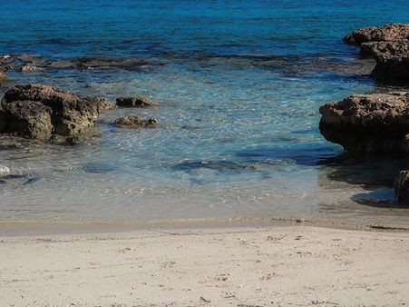 Why You Should Visit Kizhunna Ezhara Beach