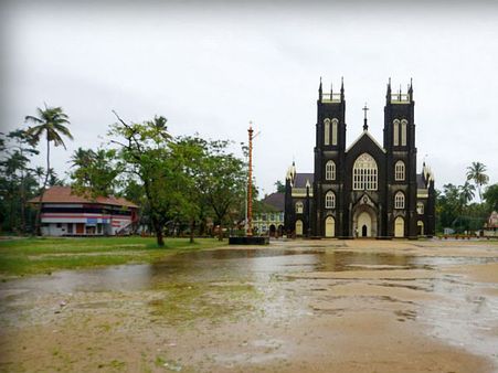 The Location And Environment Of Mararikulam