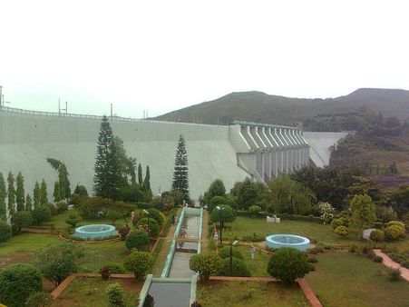 Kolab Lake And Garden