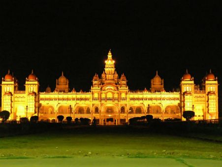 1) Behold The Beauty Of The Mysore Palace