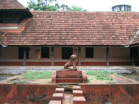 4) Punnathur Kotta Palace